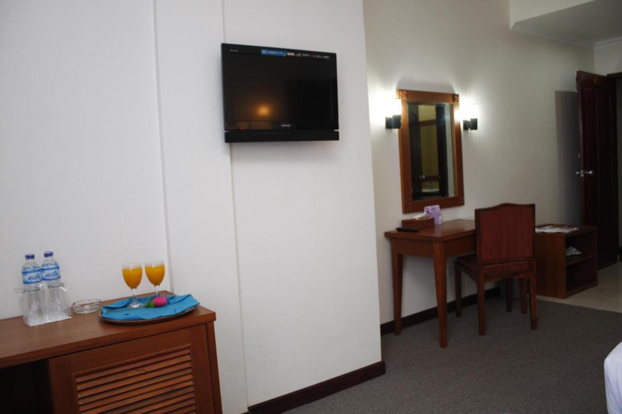 Hotel Bumi Asih Padangsidimpuan Batubelubang Dış mekan fotoğraf