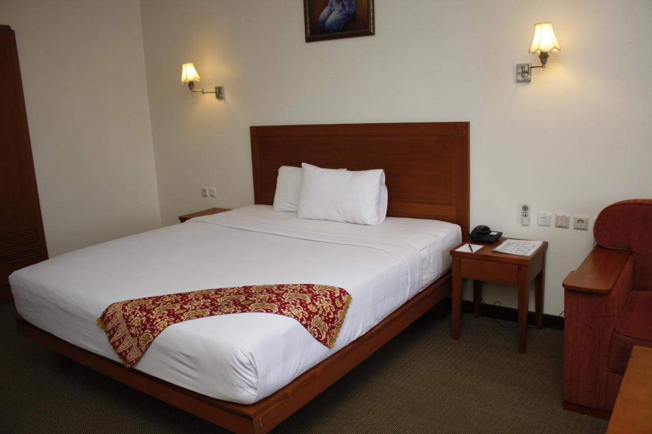 Hotel Bumi Asih Padangsidimpuan Batubelubang Dış mekan fotoğraf