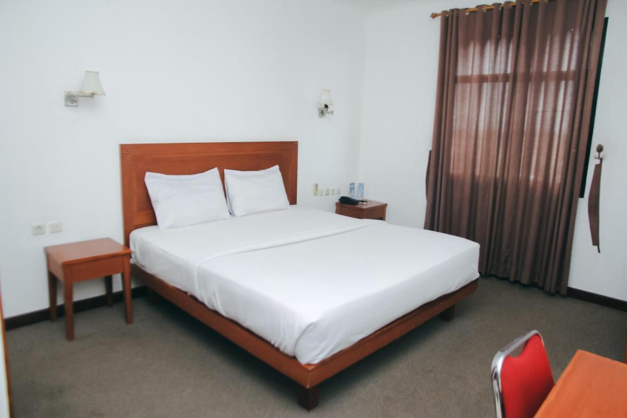 Hotel Bumi Asih Padangsidimpuan Batubelubang Dış mekan fotoğraf