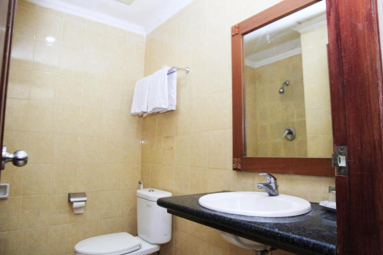 Hotel Bumi Asih Padangsidimpuan Batubelubang Dış mekan fotoğraf