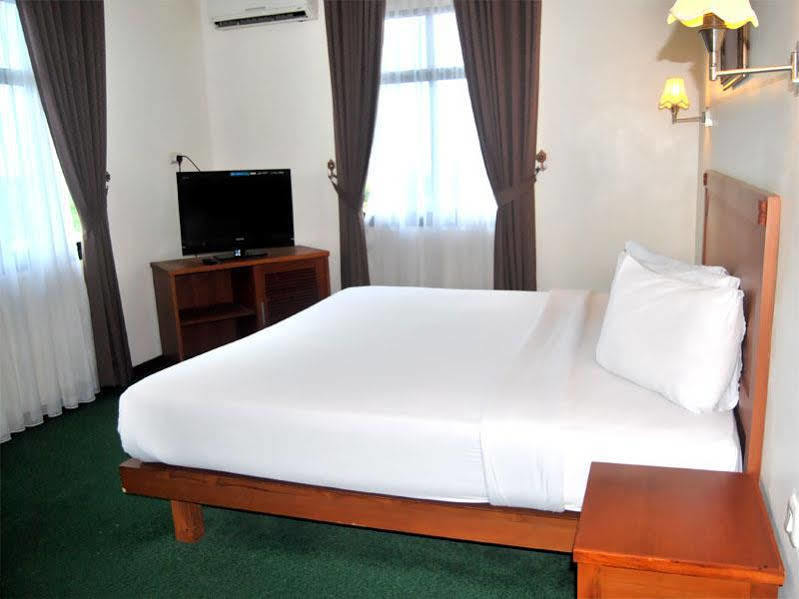 Hotel Bumi Asih Padangsidimpuan Batubelubang Dış mekan fotoğraf